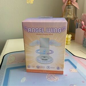 Angel Wing Wireless Phone Charging Stand